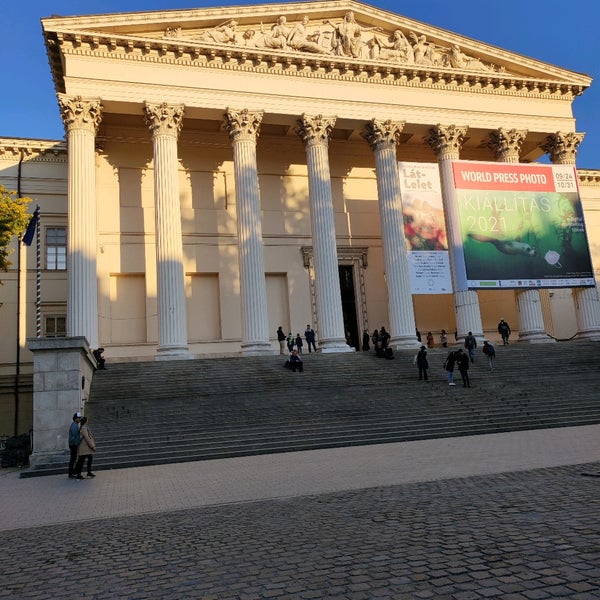 Foto tirada no(a) Magyar Nemzeti Múzeum por László T. em 10/31/2021