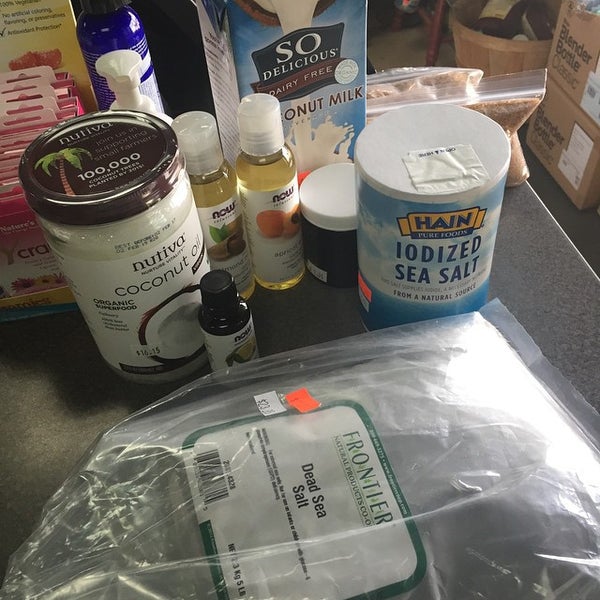 Apple Crate Natural Market Raeford Grocery Store in Fayetteville