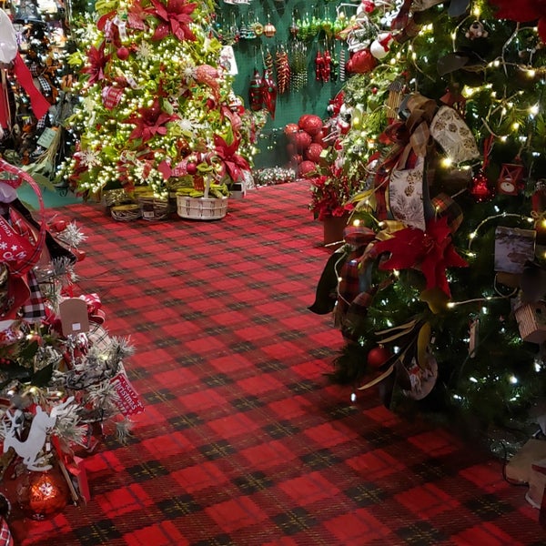 Christmas Calabash Nc 2022 Photos At St. Nick Nacks - 10 Tips