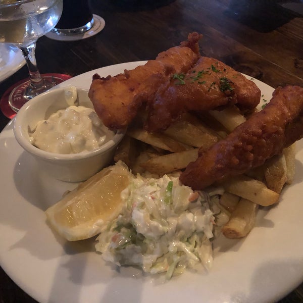 Photo taken at The Field Irish Pub &amp; Restaurant by Elena T. on 6/3/2019