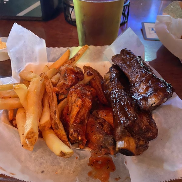 JR Crickets Wings Joint in SoNo