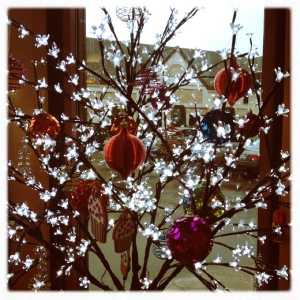 Baileys In The Village Coffee Shop in Qualicum Beach