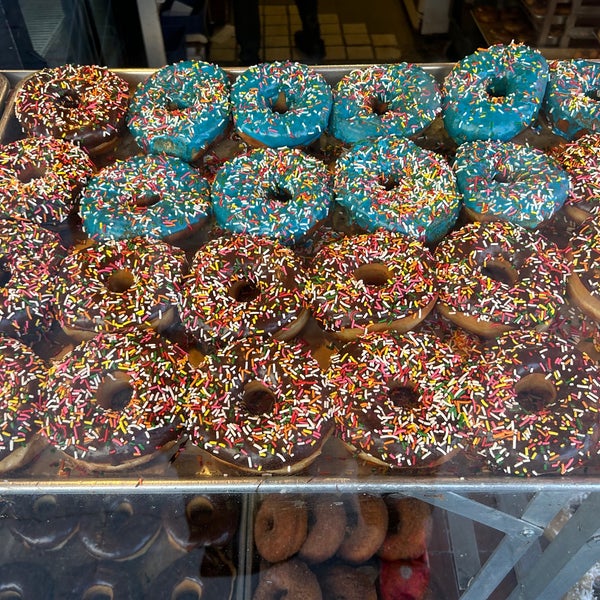 Photo taken at Bob&#39;s Donuts by David H. on 5/14/2023