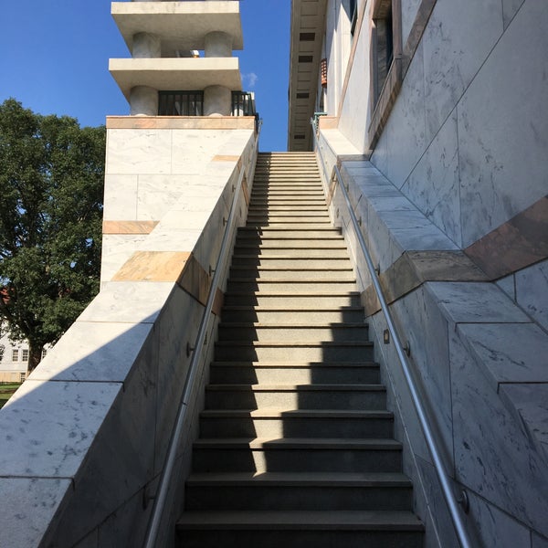 รูปภาพถ่ายที่ Michael C. Carlos Museum of Emory University โดย David H. เมื่อ 8/20/2017