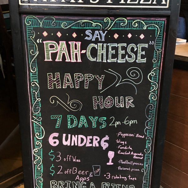 7/31/2018 tarihinde David H.ziyaretçi tarafından Patxi’s Pizza'de çekilen fotoğraf