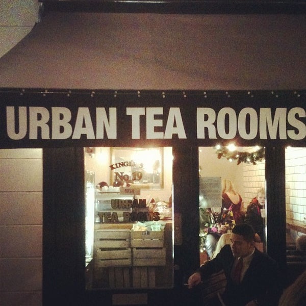 Foto tirada no(a) Urban Tea Rooms por Nonusual em 12/22/2012