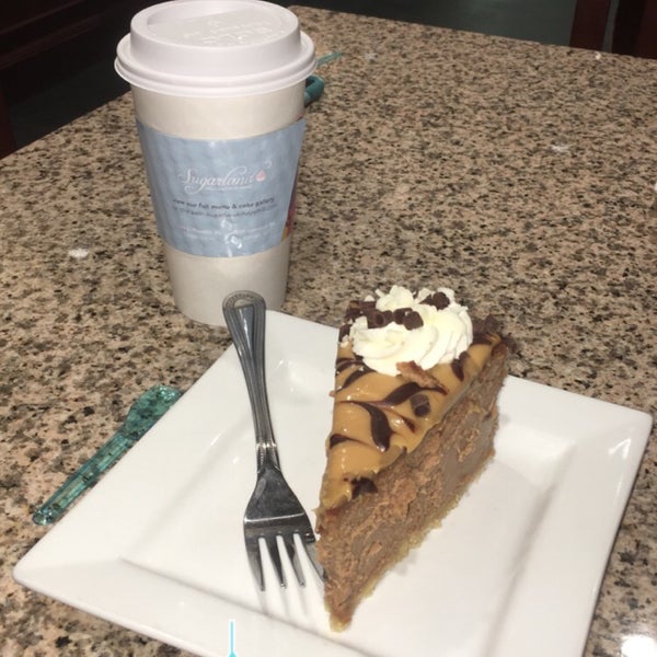 The Blonde Cheesecake was delicious, but may be too sweet for some. The coffe was freshly brewed and the gelato was fantastic from my sample.