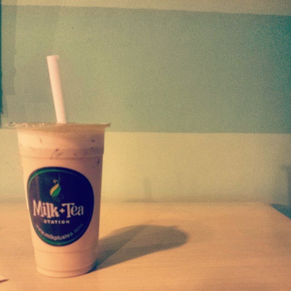 Foto diambil di Milk+Tea Station Cebu oleh Maria Raeshiel Carmelyn R. pada 9/8/2014