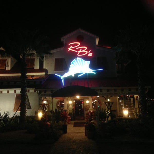 Photo taken at R.B.&#39;s Seafood Restaurant by Valerie on 1/16/2013