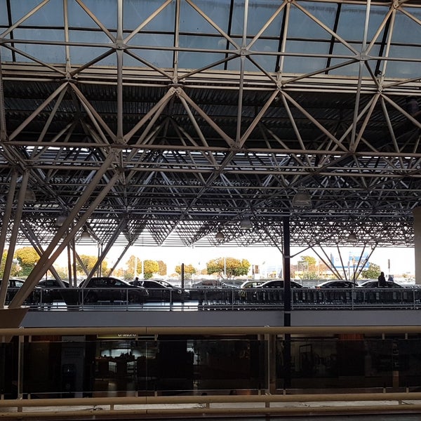 Foto scattata a Aeroporto Internacional de Brasília / Presidente Juscelino Kubitschek (BSB) da Fátima D. il 9/7/2019