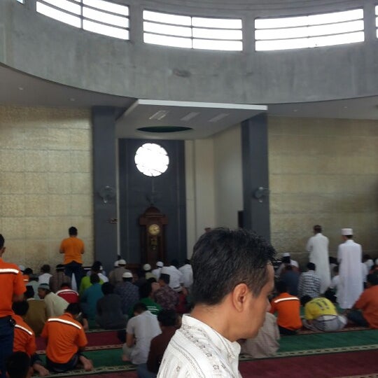 Photos At Masjid Ar Rahmah Mosque In Balikpapan