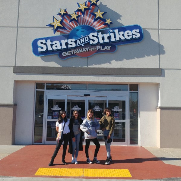 Stars And Strikes Logo