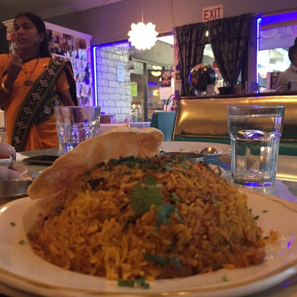 Photo taken at Mayura Indian Restaurant by K A. on 3/27/2015