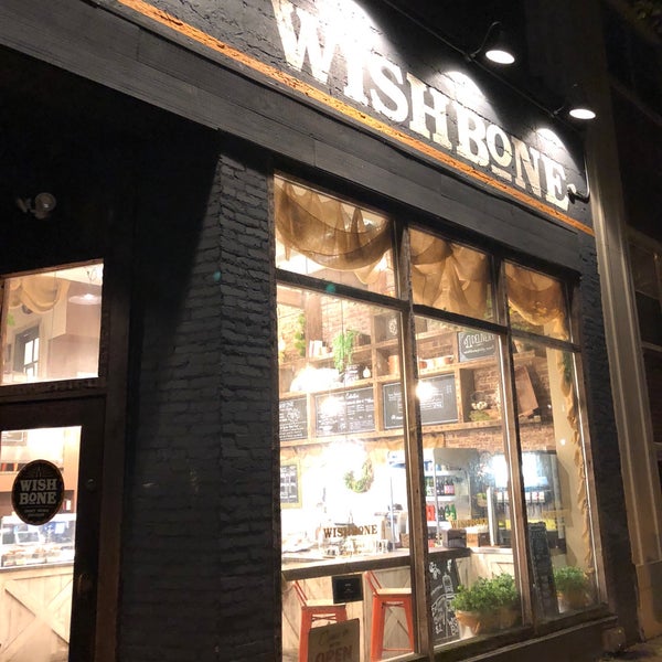 Photo prise au Wishbone Craft Fried Chicken par J. G. le7/28/2018