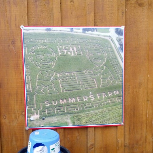 10/27/2012にJeremy B.がSummers Farmで撮った写真