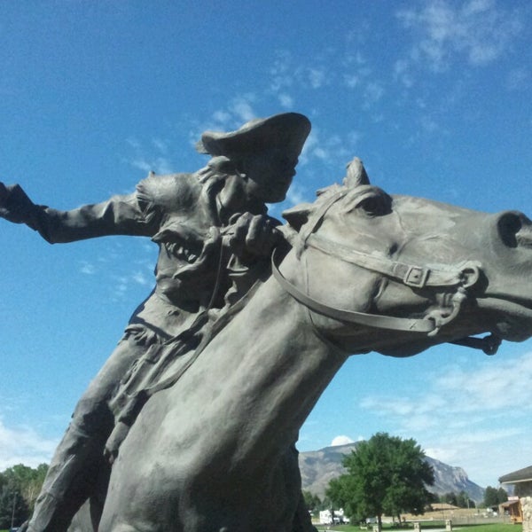 รูปภาพถ่ายที่ Buffalo Bill Center of the West โดย Jesse C. เมื่อ 8/27/2013