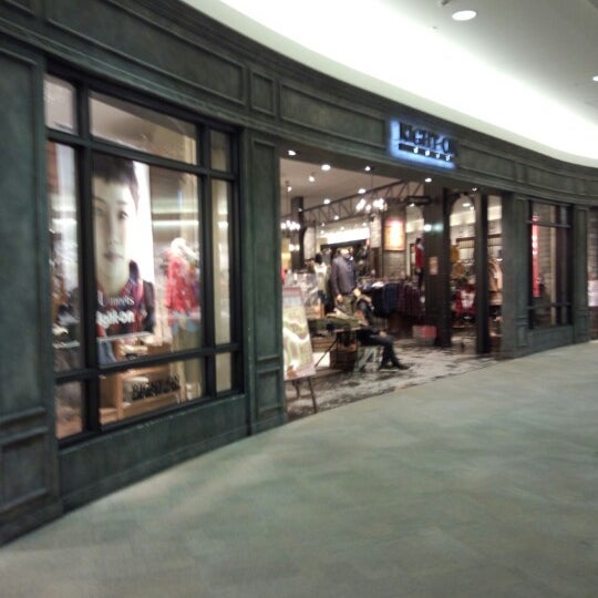 Right On 越谷市 Da Giyim Magazasi Da Fotograflar