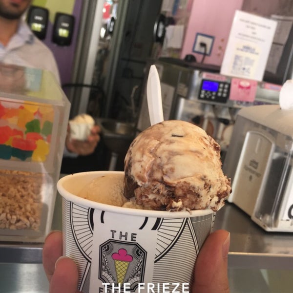 Photo taken at The Frieze Ice Cream Factory by Khalid on 12/15/2017
