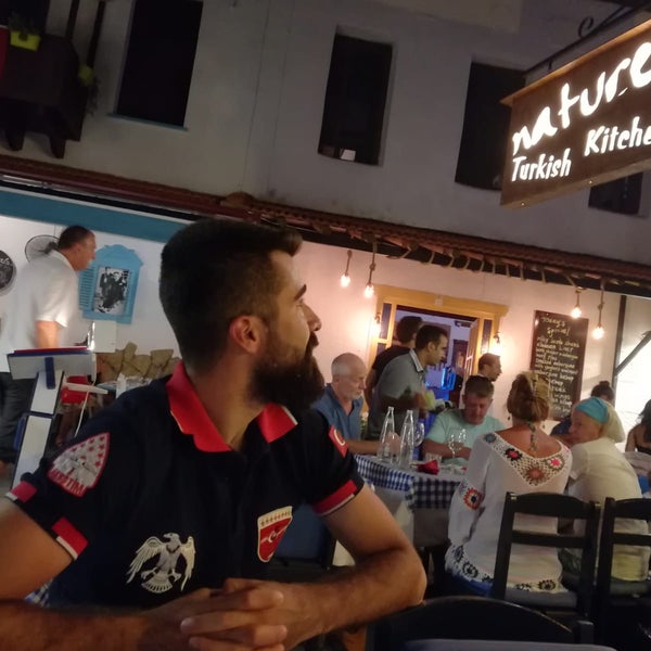 Foto scattata a Naturel Restoran da Mehmet Ç. il 7/9/2018