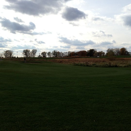 Photo taken at Victory Links Golf Course by Lane P. on 10/10/2012