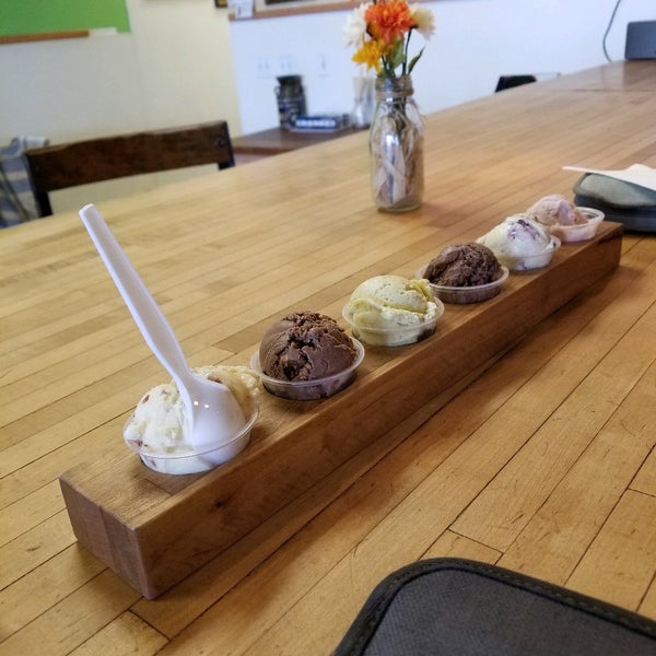 Photo taken at The Screamery Hand Crafted Ice Cream by Kathy G. on 2/19/2020