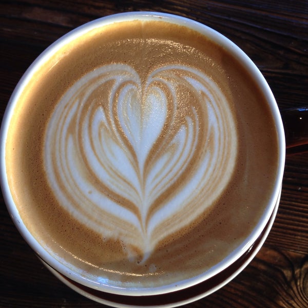 8/2/2016 tarihinde Wallace M.ziyaretçi tarafından Coffee Tomo Irvine'de çekilen fotoğraf