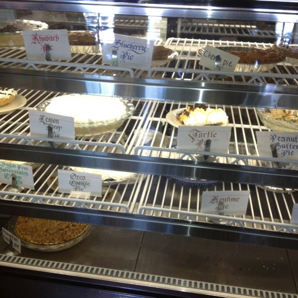 3/10/2013 tarihinde Veronica B.ziyaretçi tarafından Texan Cafe &amp; Pie Shop'de çekilen fotoğraf
