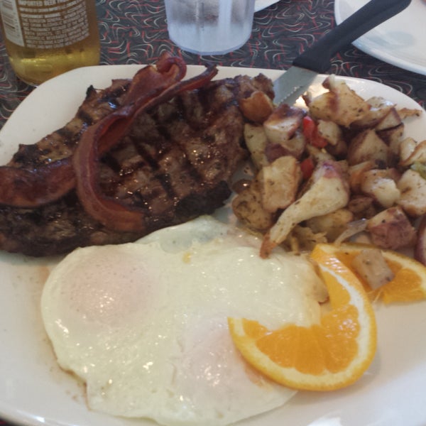 I had the big boss breakfast Ribeye steak, bacon, eggs, home fries and English muffin. Delicious!!