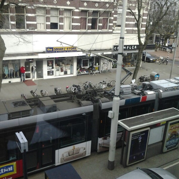 Photo taken at Hotel Emma Rotterdam by Wahyu U. on 3/23/2013