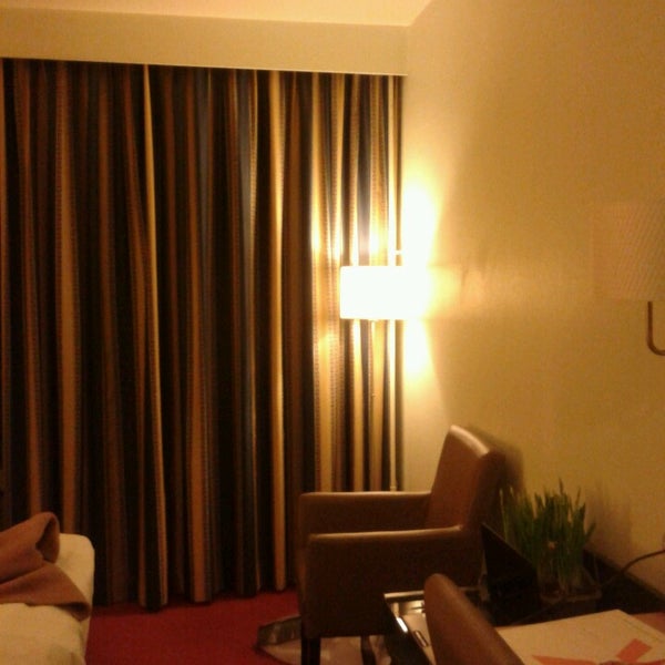 Foto tomada en Hotel Emma Rotterdam  por Wahyu U. el 3/19/2013
