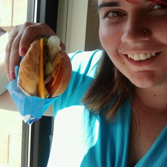 10/10/2012에 Brittany K.님이 Elevation Burger에서 찍은 사진