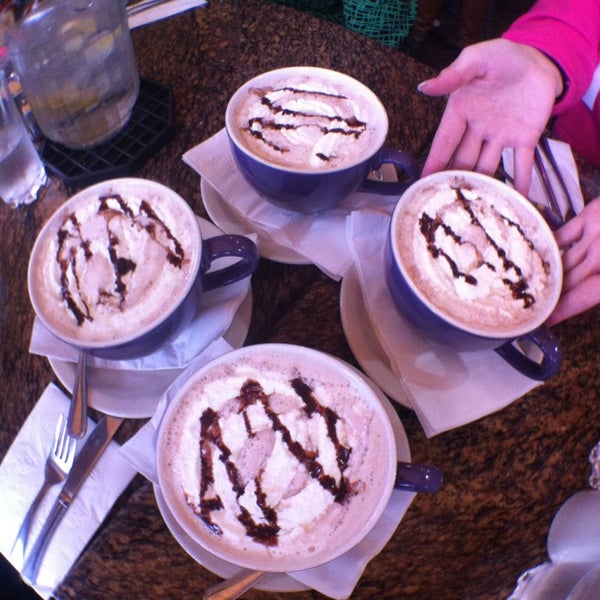 12/23/2012にStacieがRick&#39;s Cafeで撮った写真