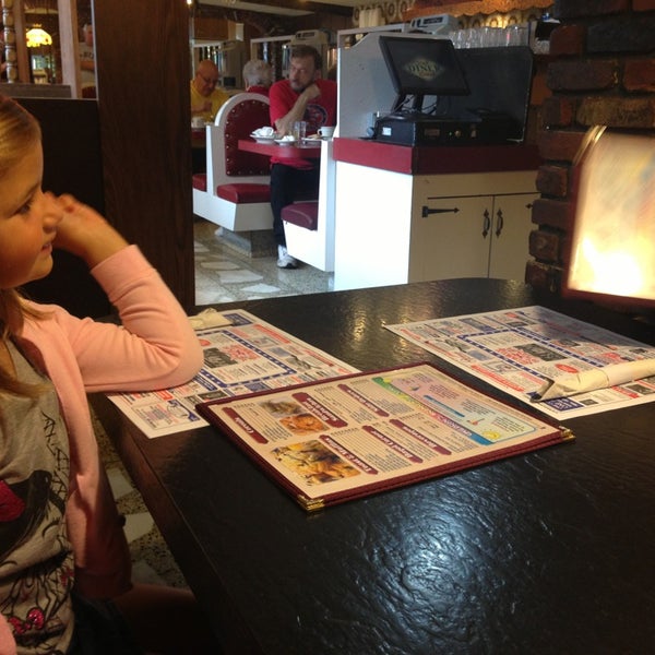 8/3/2013にArinaがHillsborough Star Diner &amp; Restaurantで撮った写真