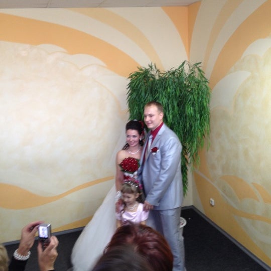 Засвияжский загс ульяновск режим. Загс на пушкарева ульяновск. Засвияжский загс режим работы. Засвияжский загс ульяновск режим. Загс засвияжского района г ульяновска.