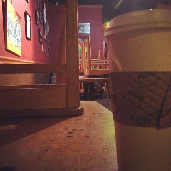 11/19/2013にSarahがNatura Coffee And Teaで撮った写真