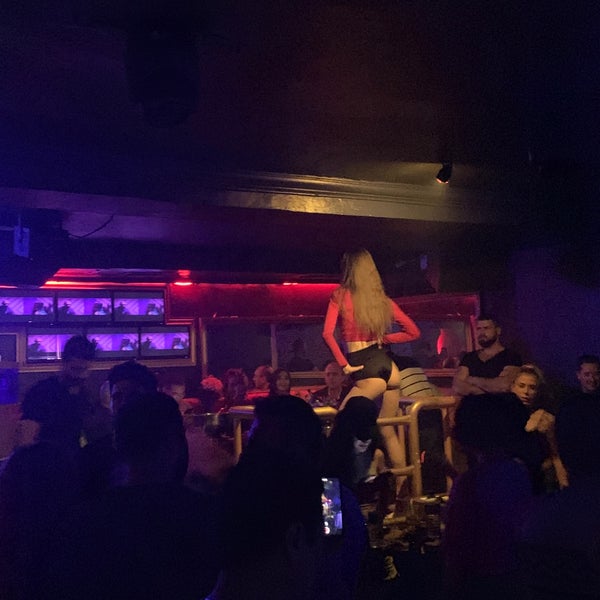 Photo prise au CLUBIQ par Furkan Can A. le10/13/2019