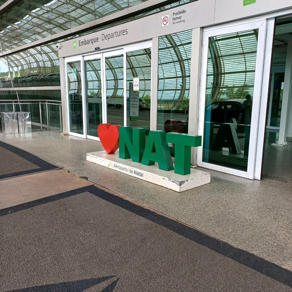 รูปภาพถ่ายที่ Aeroporto Internacional de Natal / São Gonçalo do Amarante (NAT) โดย Ana Catarina M. เมื่อ 5/16/2022