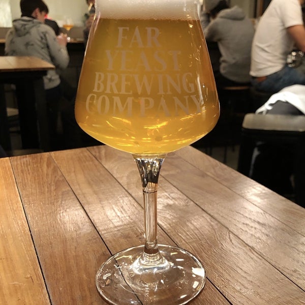 Foto diambil di Far Yeast Tokyo Craft Beer &amp; Bao oleh Mandy S. pada 1/2/2019