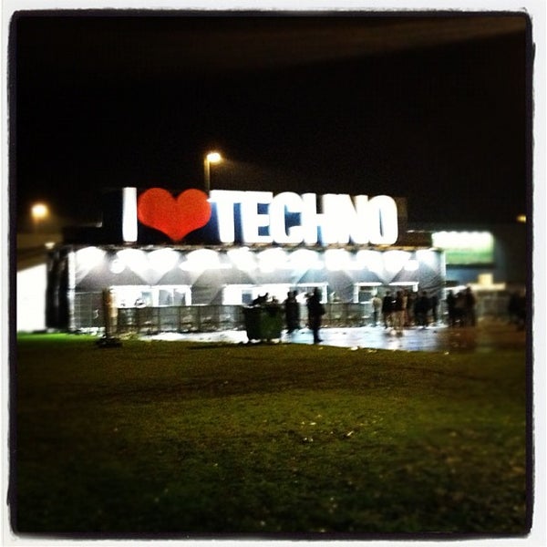 11/11/2012 tarihinde Evy D.ziyaretçi tarafından I Love Techno'de çekilen fotoğraf