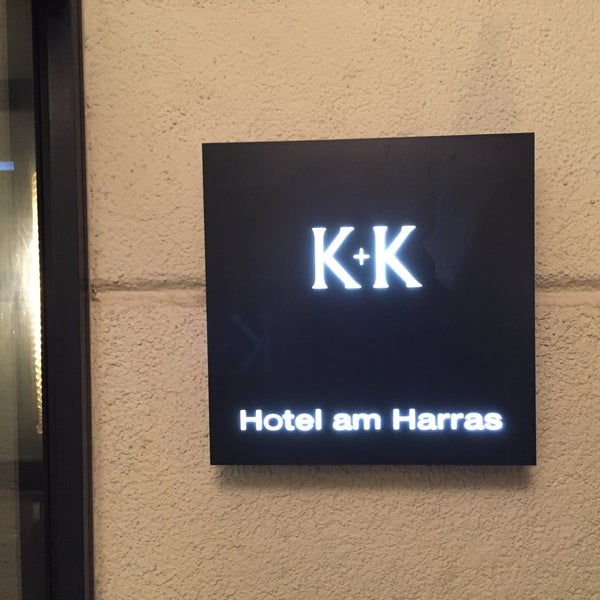 Das Foto wurde bei K+K Hotel am Harras von davide n. am 3/25/2016 aufgenommen