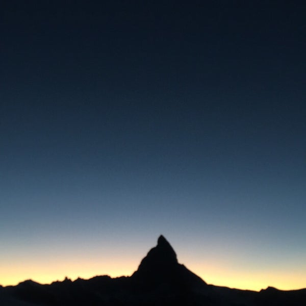 Das Foto wurde bei 3100 Kulmhotel Gornergrat Zermatt von Raziye T. am 10/20/2018 aufgenommen