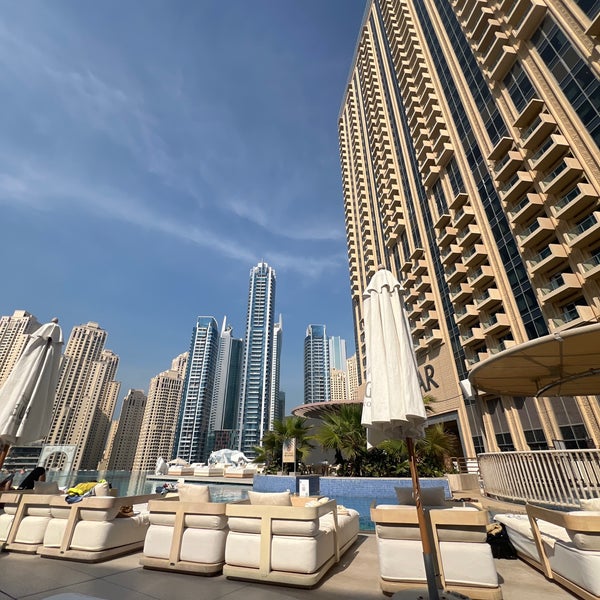รูปภาพถ่ายที่ Address Dubai Marina โดย OSK 🏌🏼‍♂️ เมื่อ 12/13/2023