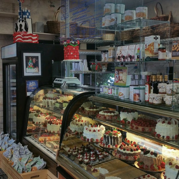 Photos at Bread Basket Cake Co. Bakery in Camarillo