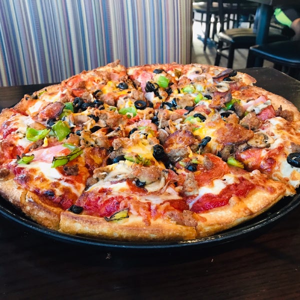 Straw Hat Pizza Gilroy, CA