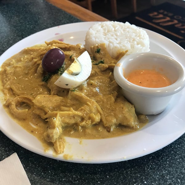 Das Foto wurde bei Lima Criolla Peruvian Restaurant von Eric R. am 7/24/2018 aufgenommen