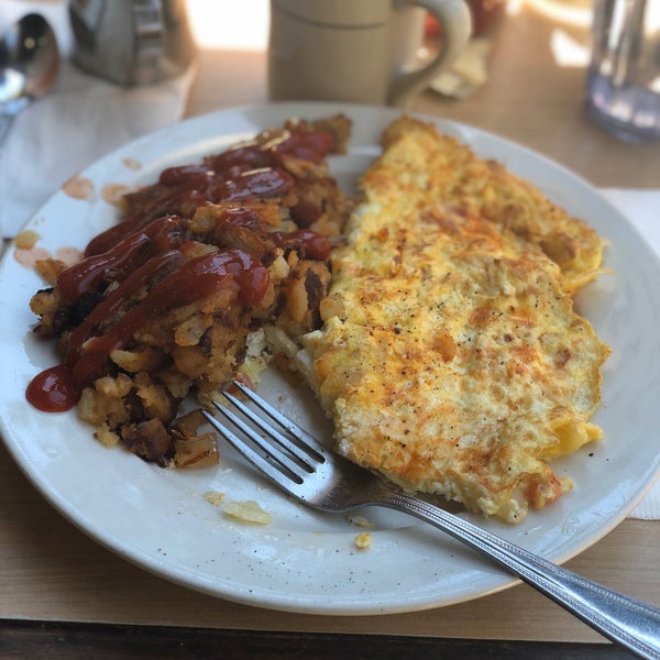 Gracie's Corner Diner Yorkville 352 E 86th St