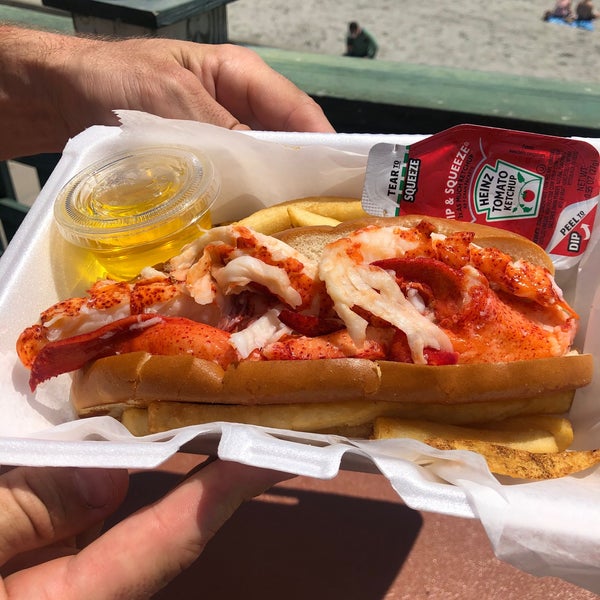 Best lobster roll in existence. Also deals on two lobster rolls 🦞