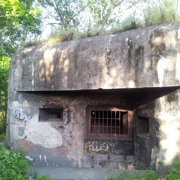 Бункер б. Бункер б