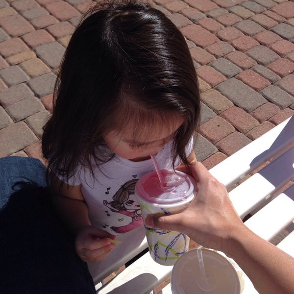 The Maine Lobster Lady Food Truck in Phoenix