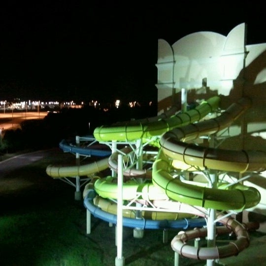 Das Foto wurde bei KeyLime Cove Indoor Waterpark Resort von Allan S. am 9/16/2012 aufgenommen
